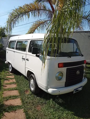 Volkswagen Kombi Standard 1.4 MI Total Flex 8V 2011
