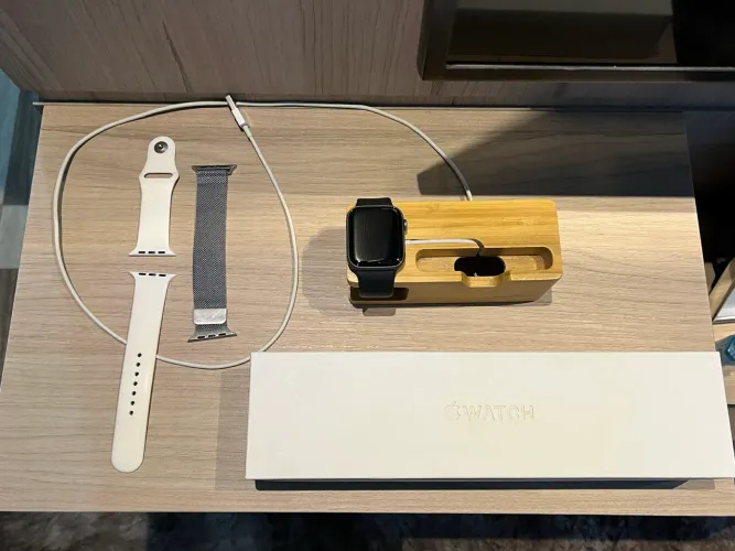 Apple Watch Series 4 (44mm)