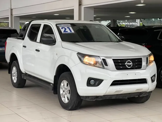 Nissan Frontier S CD 4X4 2.3 TB Diesel Mec. 2021