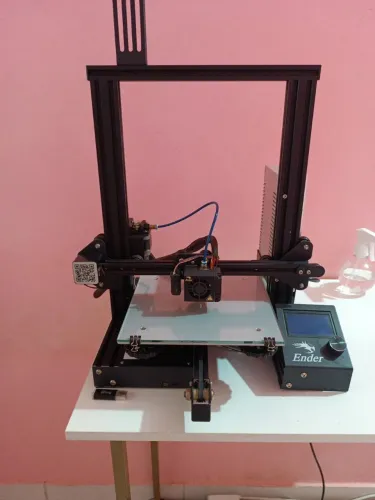 Impressora 3D Creality Ender 3 Pro com CR Touch instalado
