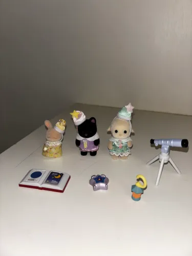 Amigos Jardim de Infância Noite do Pijama Sylvanian Families - Envio na caixa original