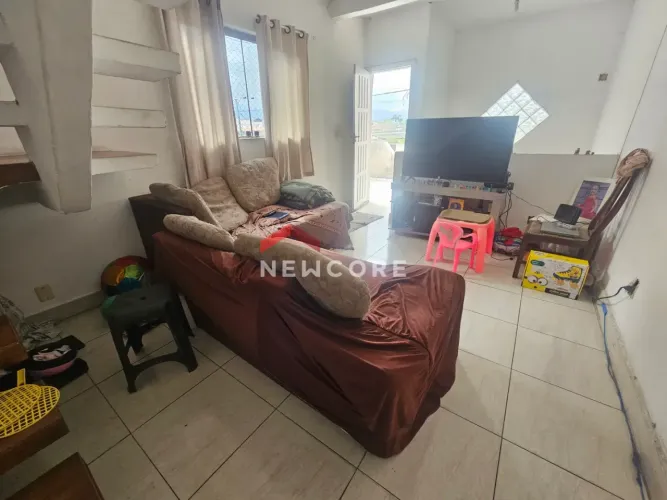 Casa em Rua Espanha - Jardim Casqueiro - Cubatão/SP
