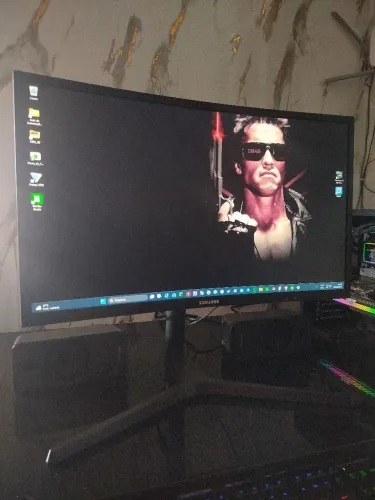 Samsung Gamer 24'' 144hz 1ms