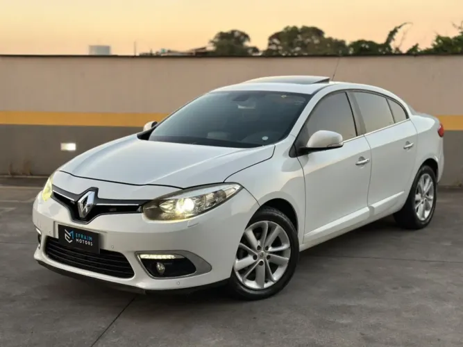Renault Fluence Sedan Privilège 2.0 16V Flex AUT 2016