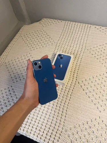 iPhone 13