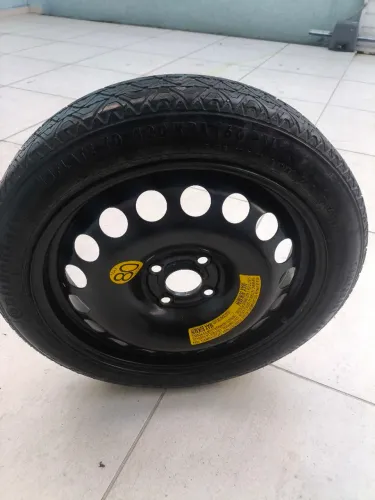 Pneu estepe spin original 115/70 R16 montado na roda