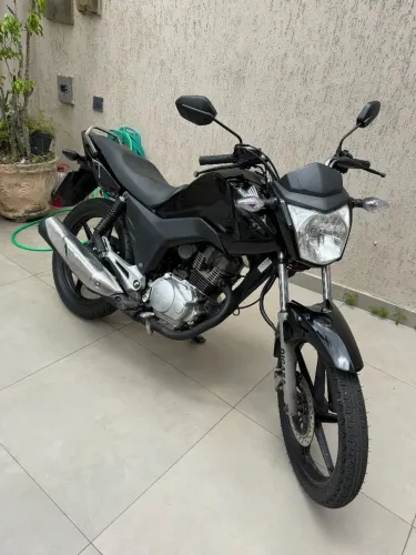 Vendo Honda Titan 150 2015