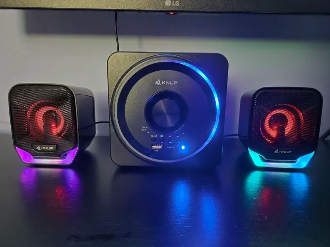 Caixa de Som 2.1 KNUP com LED - USB/SD - Funcionando Perfeitamente