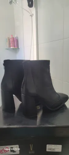 Bota preta