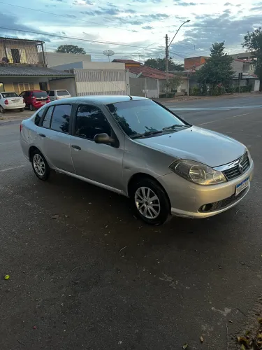 Renault Symbol Expression Hi-flex 1.6 8V 4P 2011