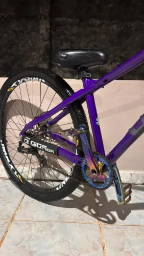 Vendo bicleta do grau