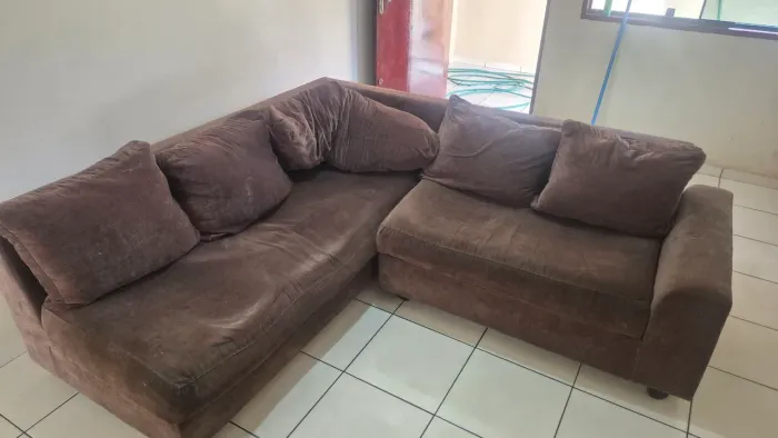 Vendo sofá em L.