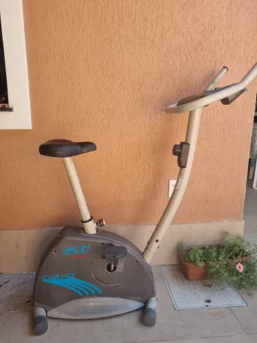 Bicicleta ergometrica Clb40 ELITE (Magnética)