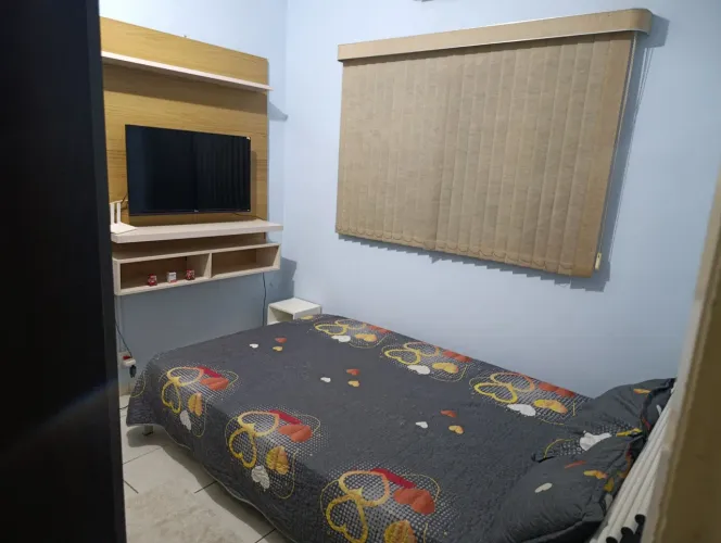 ALUGO QUARTO MOBILIADO PARA RAPAZ