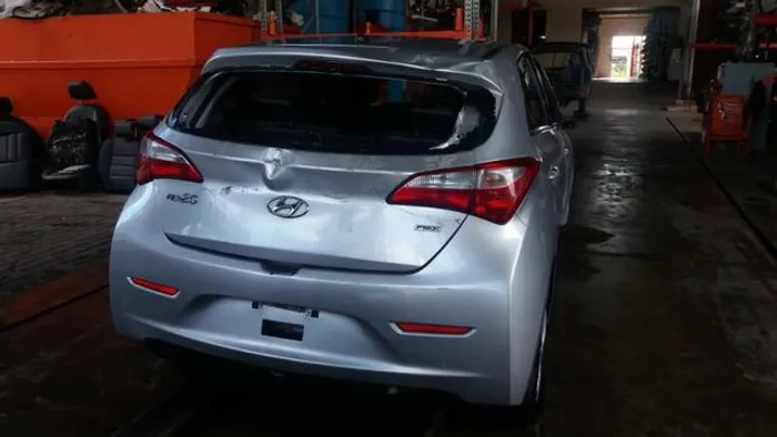 Peças usadas Hyundai HB20 2014 2015 1.0 16v flex 80cv câmbio manual
