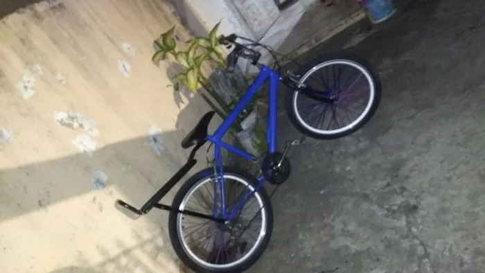 BIKE ARO 24 TROCO EM 26 olha a descrição