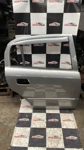 Porta Lisa Traseira Direita Chevrolet Astra Hatch 99 até 2012