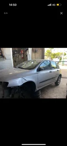 Sucata de fiat stilo pra retirada de peças 