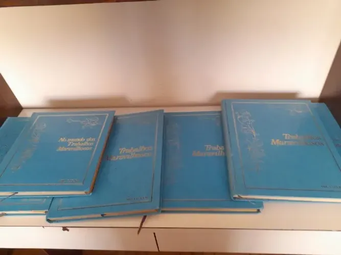 coleção Trabalhos Maravilhosos no Mundo volumes - 6 bom estado.