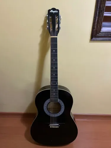 Vendo violão preto da Memphis