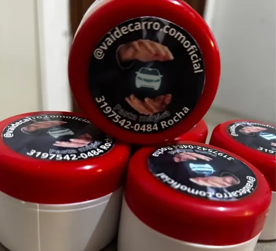 Pasta mágica restauração de plástico e pintura
