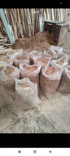Maravalha serragem substrato de madeira para criação de aves