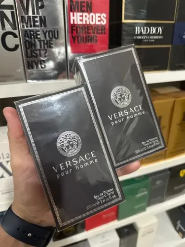 Versace pour homme tradicional masculino