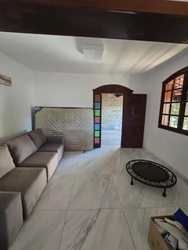 Casa com 4 quartos para alugar em Belo Horizonte