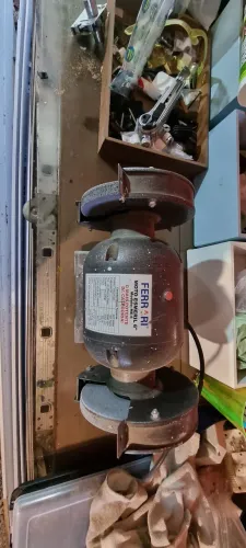 Moto esmeril em excelente estado 