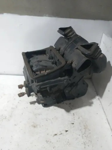Caixa evaporadora ar quente gm/Corsa 98/00