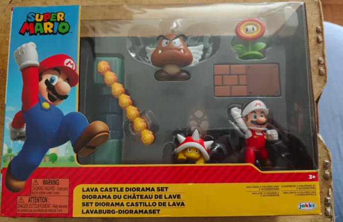 Boneco Super Mario Lava Castle Diorama set (novo/lacrado)