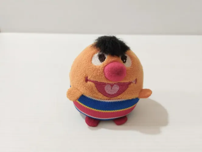 Miniatura Pelúcia Ernie Vila Sésamo - Raro 2017 da Gund