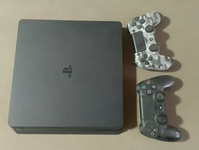 Estou vendendo pra retirada de peças ou ser consertado