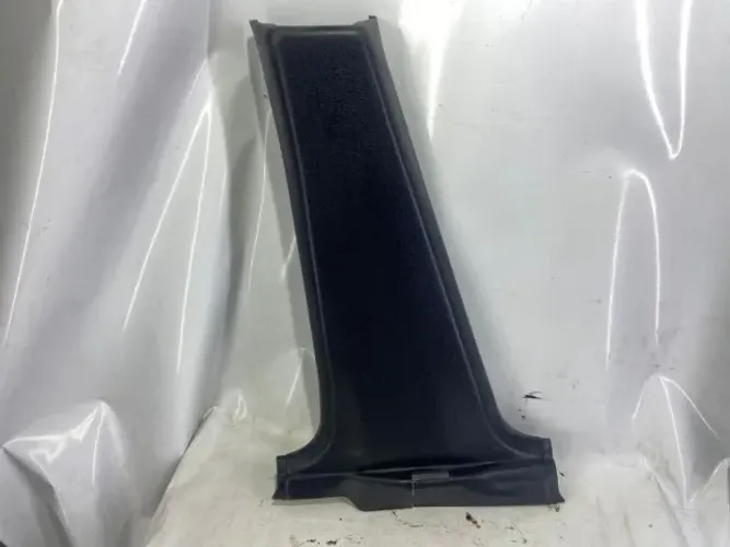 Acabamento Coluna B Esquerda VW Polo Classic 95-01