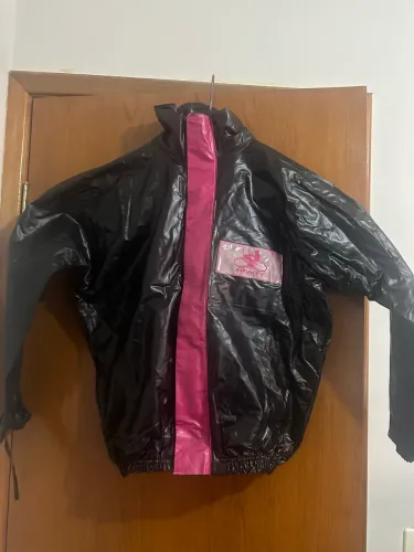 Capa de chuva feminina