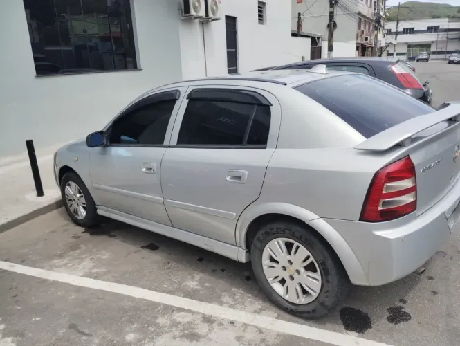 Chevrolet Astra 2.0 8V/ CD 2.0 8V Hatchback 5P MEC 2003