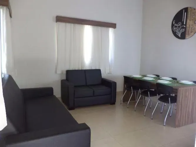 Casa para aluguel de temporada em Caldas Novas