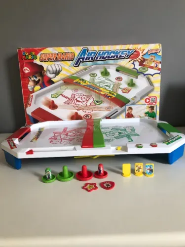 Jogo De Mesa Super Mario Air Hockey Epoch Toys (Usado)