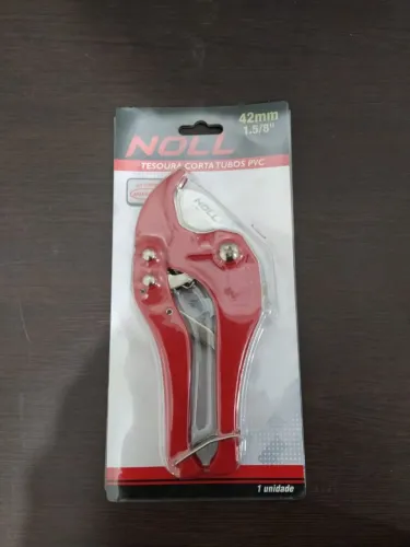 Ferramenta Certa: Tesoura Para Tubos de PVC Até 42mm - Noll