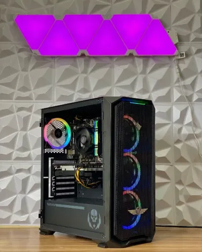 PC GAMER RYZEN 7 2700/ 16GB RAM DDR4/ RX 580 8GB