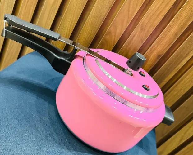 Panela de Pressão 4,5 litros na promoção