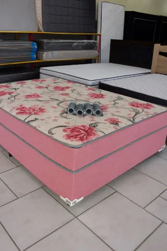 Cama de espuma casal, Entrega