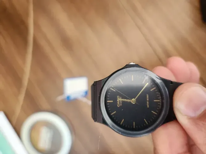 Relógio Casio Original ( Novo ) - MQ-24-1E