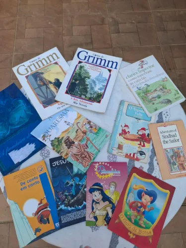 Livros infantis diversos