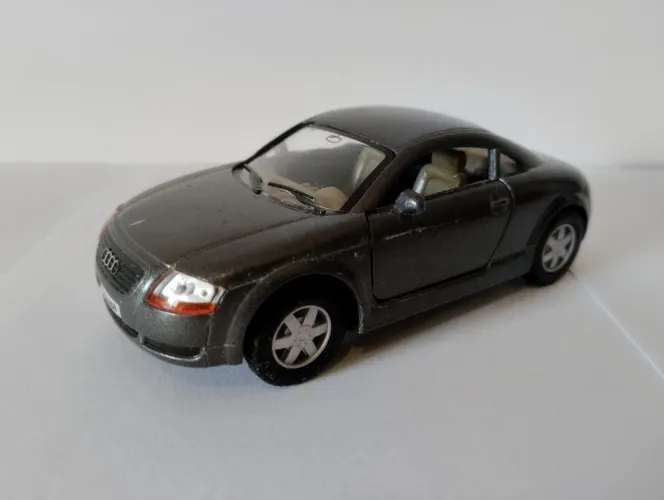 Kinsmart - Miniatura Audi TT