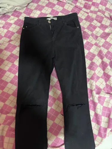 Calça jeans skinny preta 
