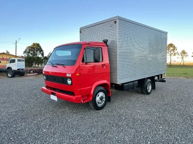 VW 6-90 ano 1985 baú- filé n * 710 709 912 914 8140 608 708 1113 1513