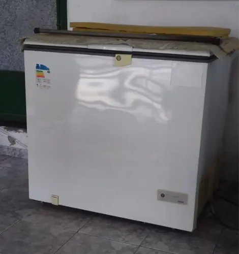 Freezer Cônsul 310 Litros novíssimo 