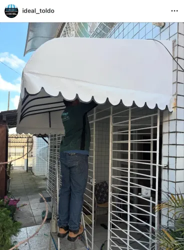 Toldo em lona