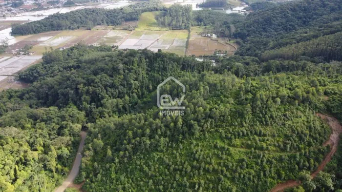 Terreno com 117.526m² em Massaranduba, SC